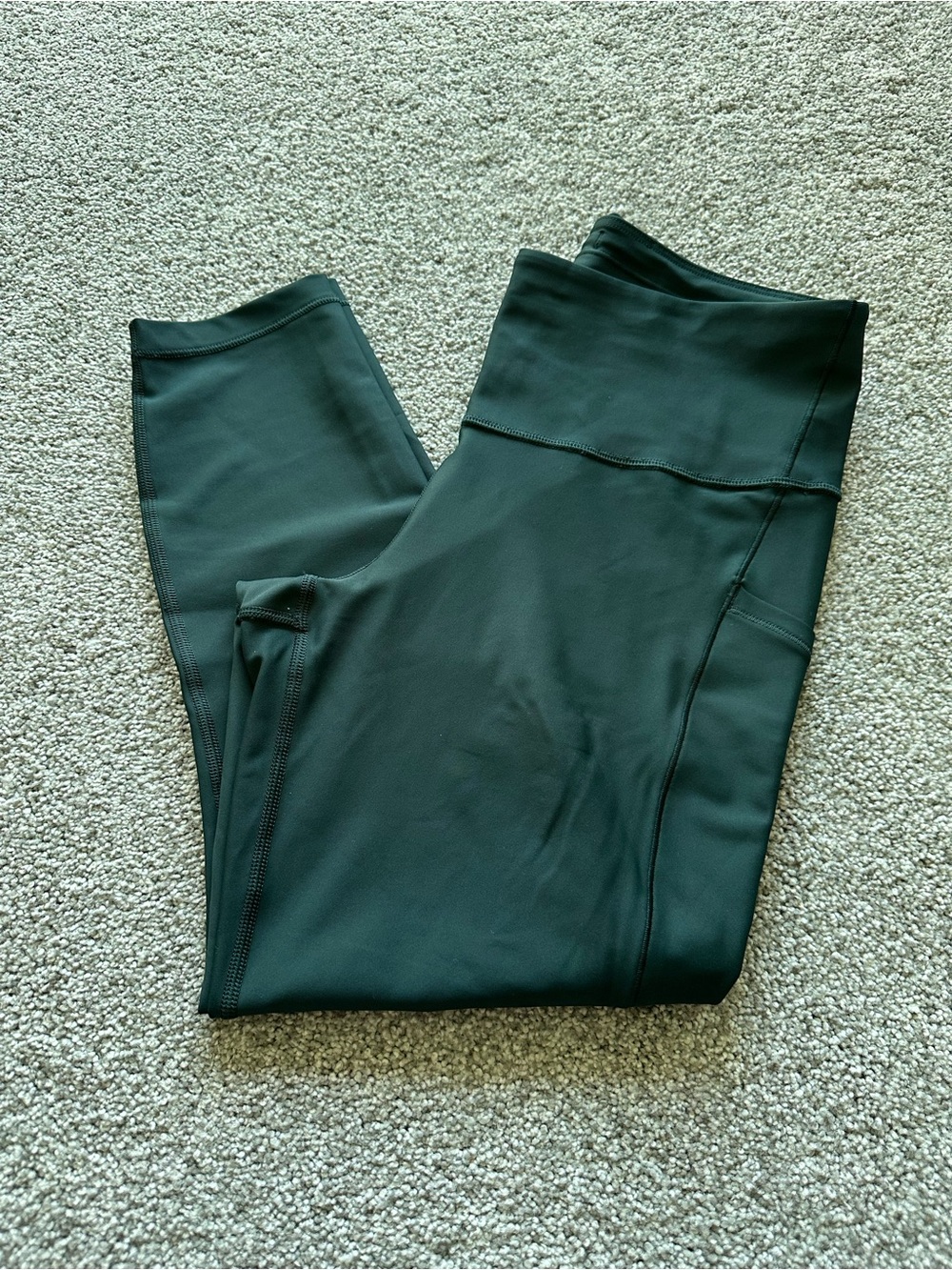 Athleta Interval Stash 7/8 Leggings